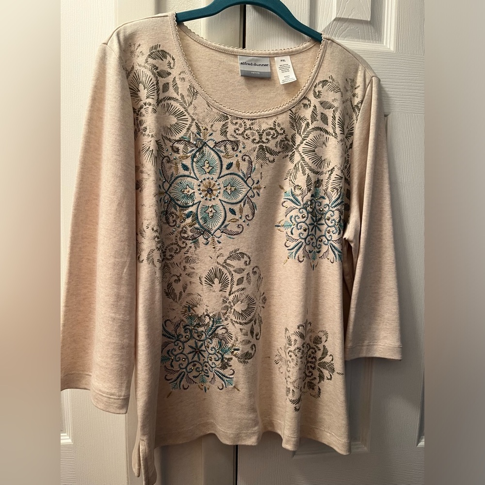 Alfred Dunner top